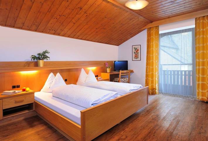 BnB für 2 Personen, mit Garten und Terrasse in den Dolomiten - 2