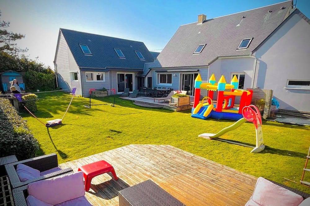 Charmante geräumige Villa (5 Schlafzimmer) 40 Meter vom Strand entfernt (2 bis 15 Personen) in Saint-Germain-sur-Ay, Coutances und Umgebung