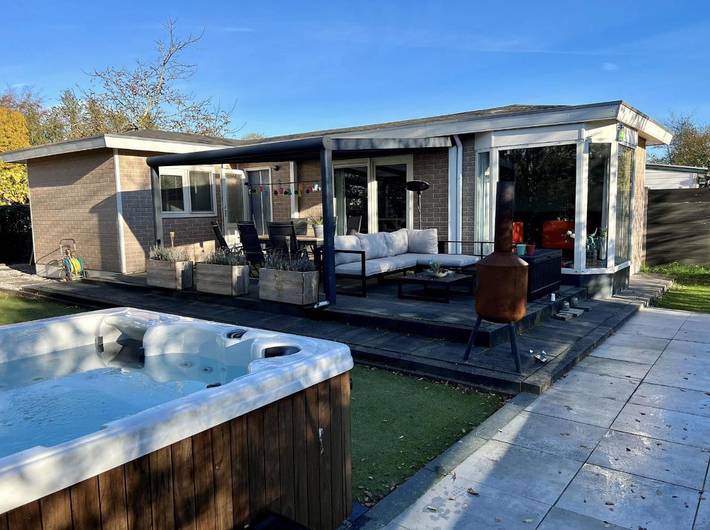 Appartement voor 4 personen, with Whirlpool and Terras as well as Tuin and Zwembad in Putten