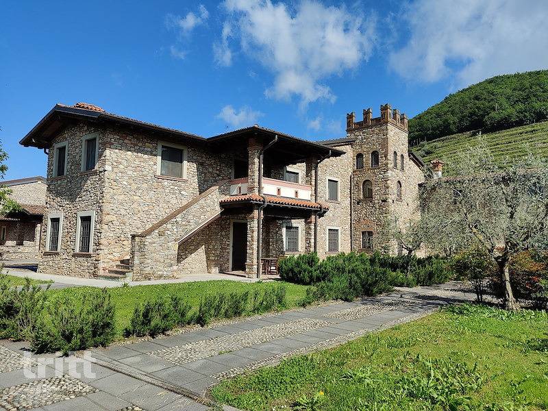 Tritt — In Monticelli Brusati liegt diese Ferienwohnung für 6 Personen in der Nähe des Iseosees in Monticelli Brusati, Gardasee-Berge