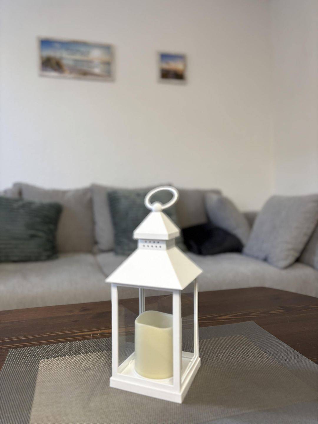 Ganze Wohnung, Komfortable Ferienwohnung Heidi in Wirdum mit Terrasse für bis zu 6 Personen in Wirdum, Nordseeküste