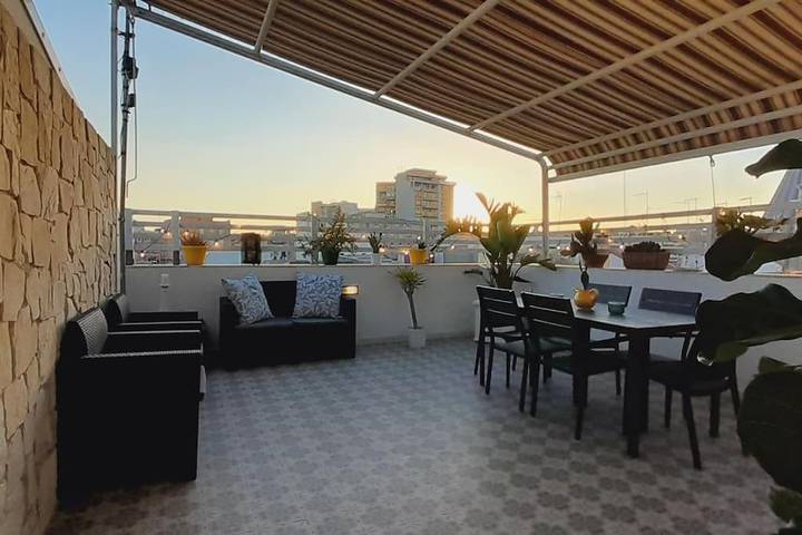 Loft per 7 persone, con panorama e terrazza a Siracusa