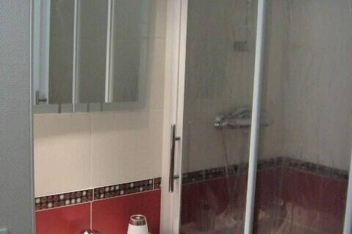 Gîte pour 4 personnes, avec Balcon dans Plage Des Minimes - 4
