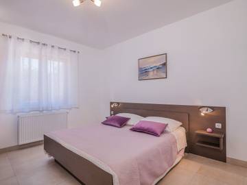 Bungalow für 4 Personen in Porat, Krk, Bild 1