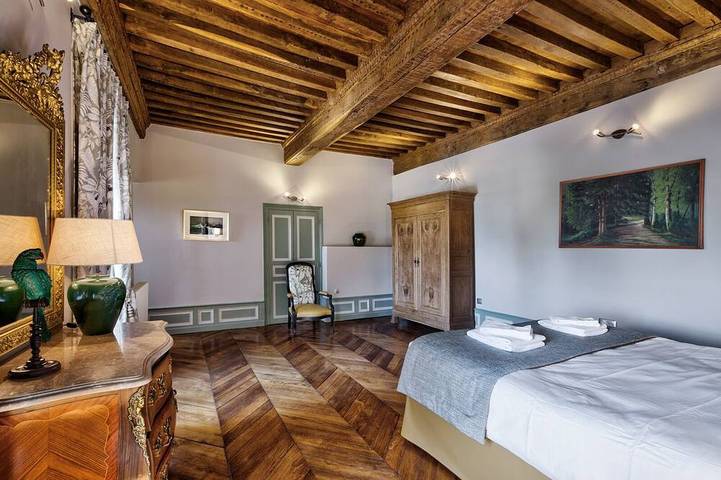 Château de Montrevost (piscine chauffée, sauna, hammam) in Cuisery, Région de Louhans