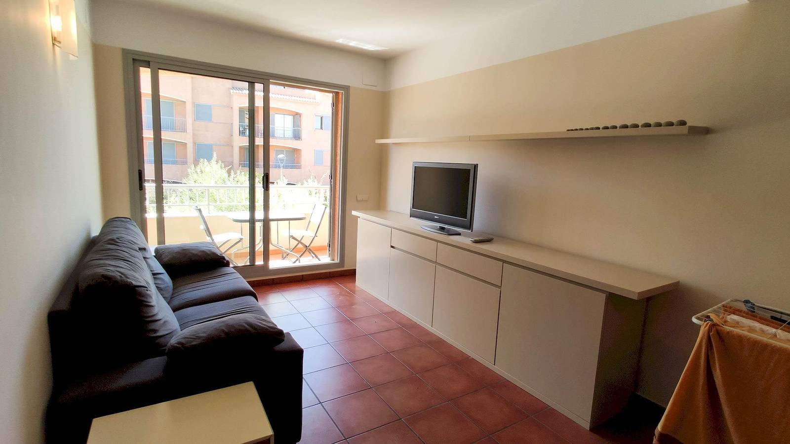 Ganze Wohnung, Cozy Apartment Close to the Sea Msj75 in Calafat, Costa Dorada