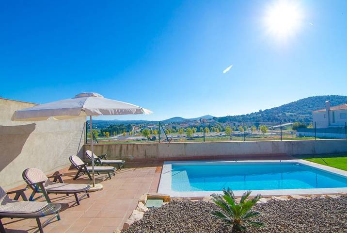 Casa rural para 8 personas, con jardín y terraza en Massanet de la Selva - 3