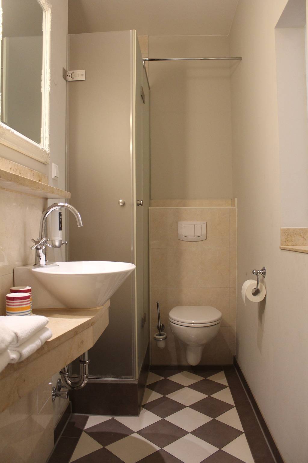 Einzelzimmer mit Küchenniesche in Landau in der Pfalz, Landau