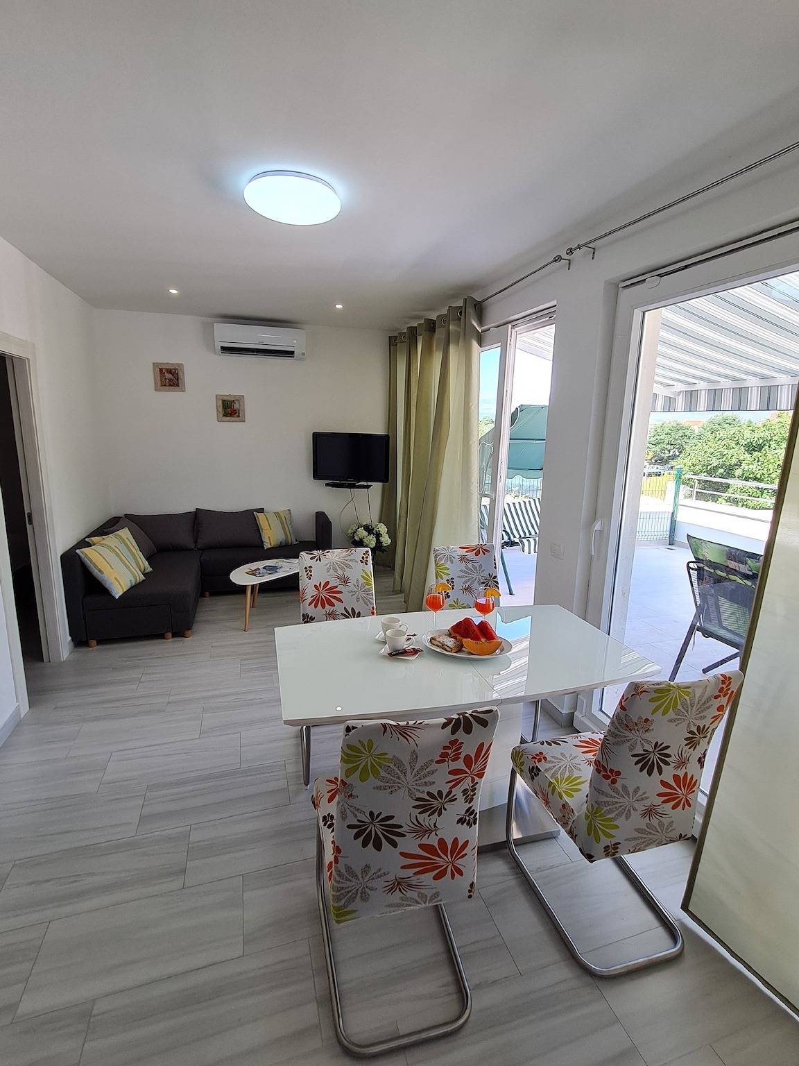 Ganze Wohnung, Ferienwohnung für 5 Personen in Sutivan, Brac