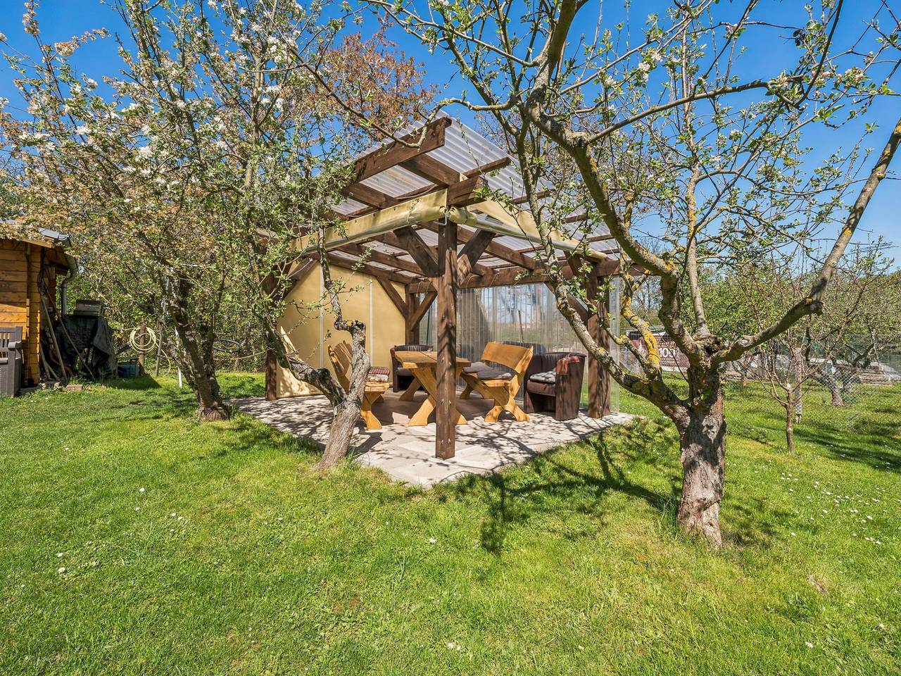 Holiday home with large garden in Thale in Neinstedt, Thale