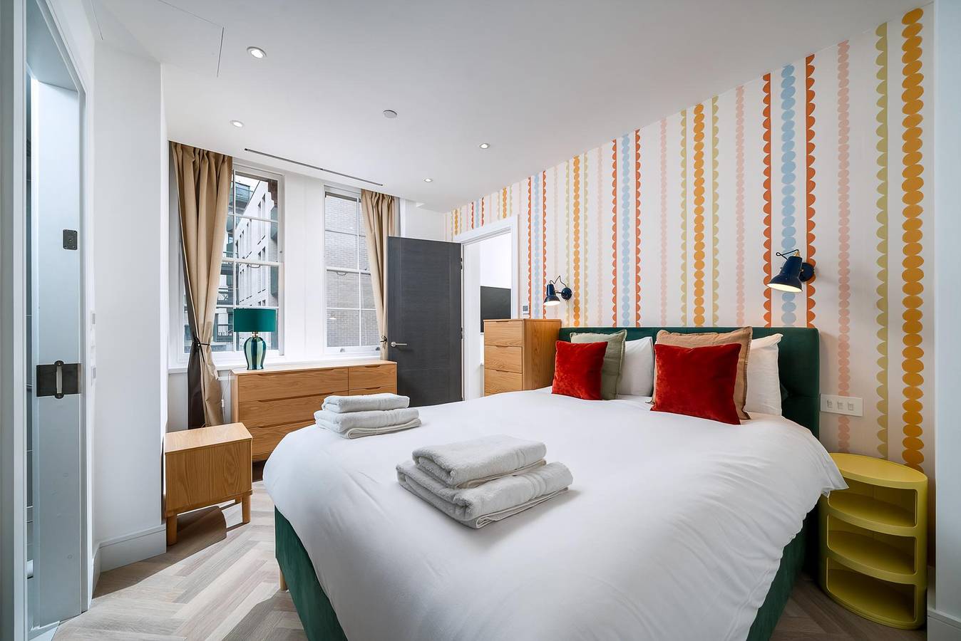 Entire apartment, Southwark Gem with Amenities in Southwark, London