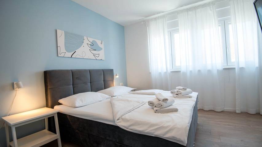 Villa pour 8 personnes, avec jardin à Šibenik - 4