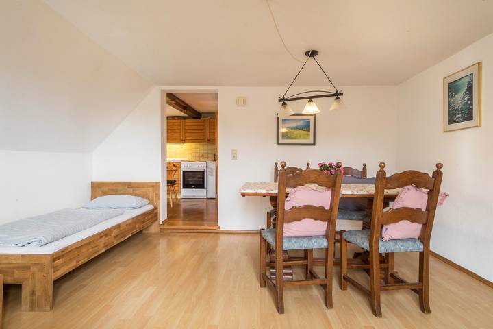 Ganze Wohnung, Ferienwohnung 'Achraintal 1' mit Bergblick und Wi-Fi in Lindau, Bayerisch Schwaben