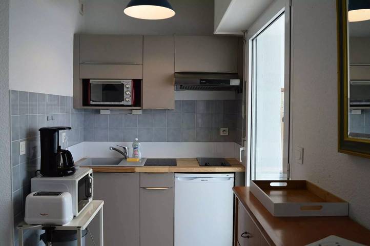 Gîte pour 4 personnes, avec vue et terrasse, animaux acceptés dans Plage de Grève Blanche - 2