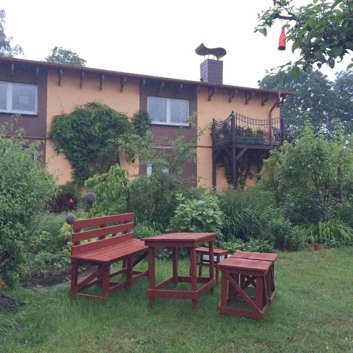Ferienwohnung für 4 Personen, mit Balkon und Terrasse sowie Garten und Seeblick in Hohendorf (Groß Mohrdorf)