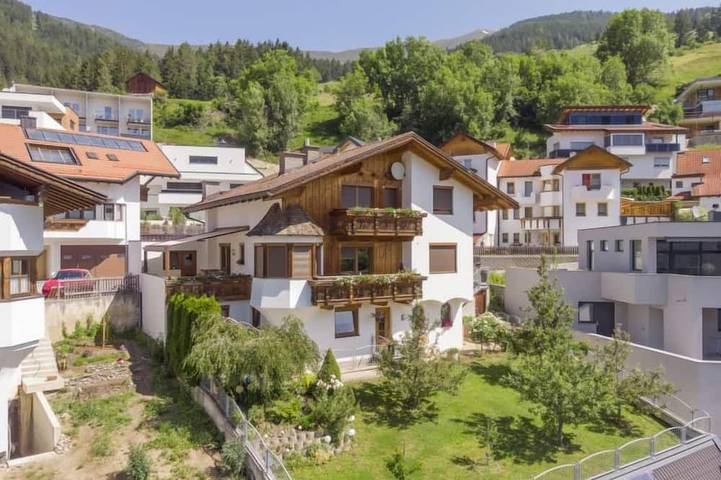 Ferienwohnung für 5 Personen, mit Balkon/Terrasse und Terrasse - 1