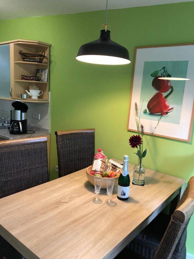 Ferienwohnung für 4 Personen, mit Garten und Ausblick in Leichlingen - 2