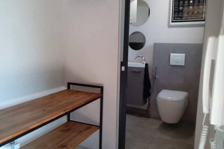 Location de vacances pour 10 personnes, avec terrasse et jardin à Cardet - 4