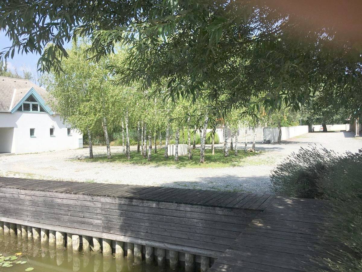 Ganze Wohnung, Bootshaus am See in Neusiedl am See, Neusiedlersee-Hügelland