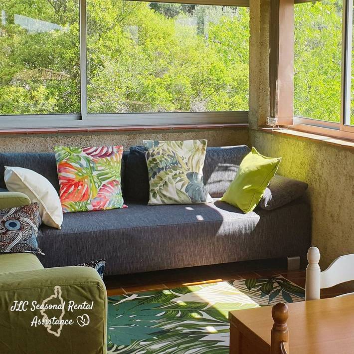 Villa pour 8 personnes, avec terrasse et jardin en Corse-du-Sud - 2