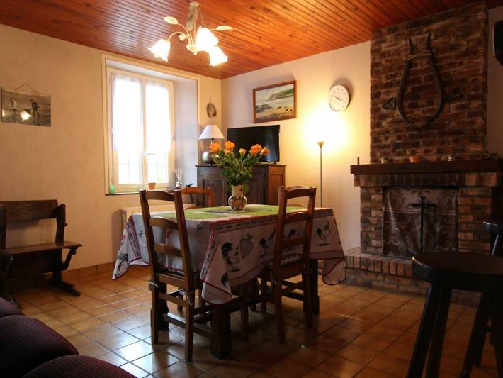 Gîte pour 3 personnes, avec jardin à Surville - 3