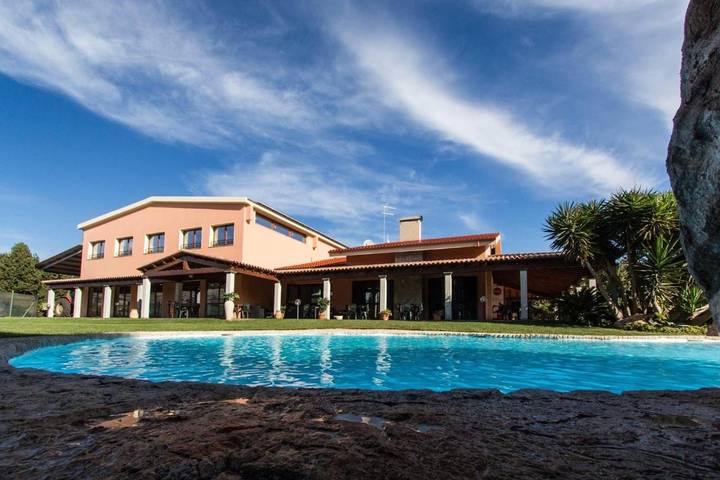 Agriturismo per 2 persone, con piscina e terrazza nonché giardino in Provincia d'Oristano