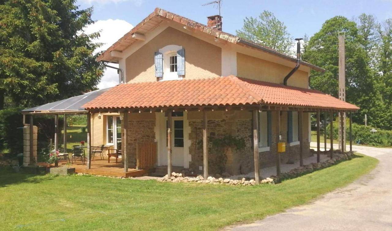 Two-Bedroom House in Rancon, Région de Bellac