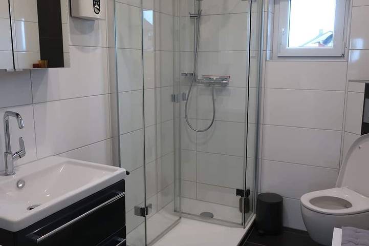 Ganze Wohnung, Moderne FeWo im schönen Mittelhessen zw. Gießen, Wetzlar und Marburg mit 65 m2. in Heuchelheim, Landkreis Gießen