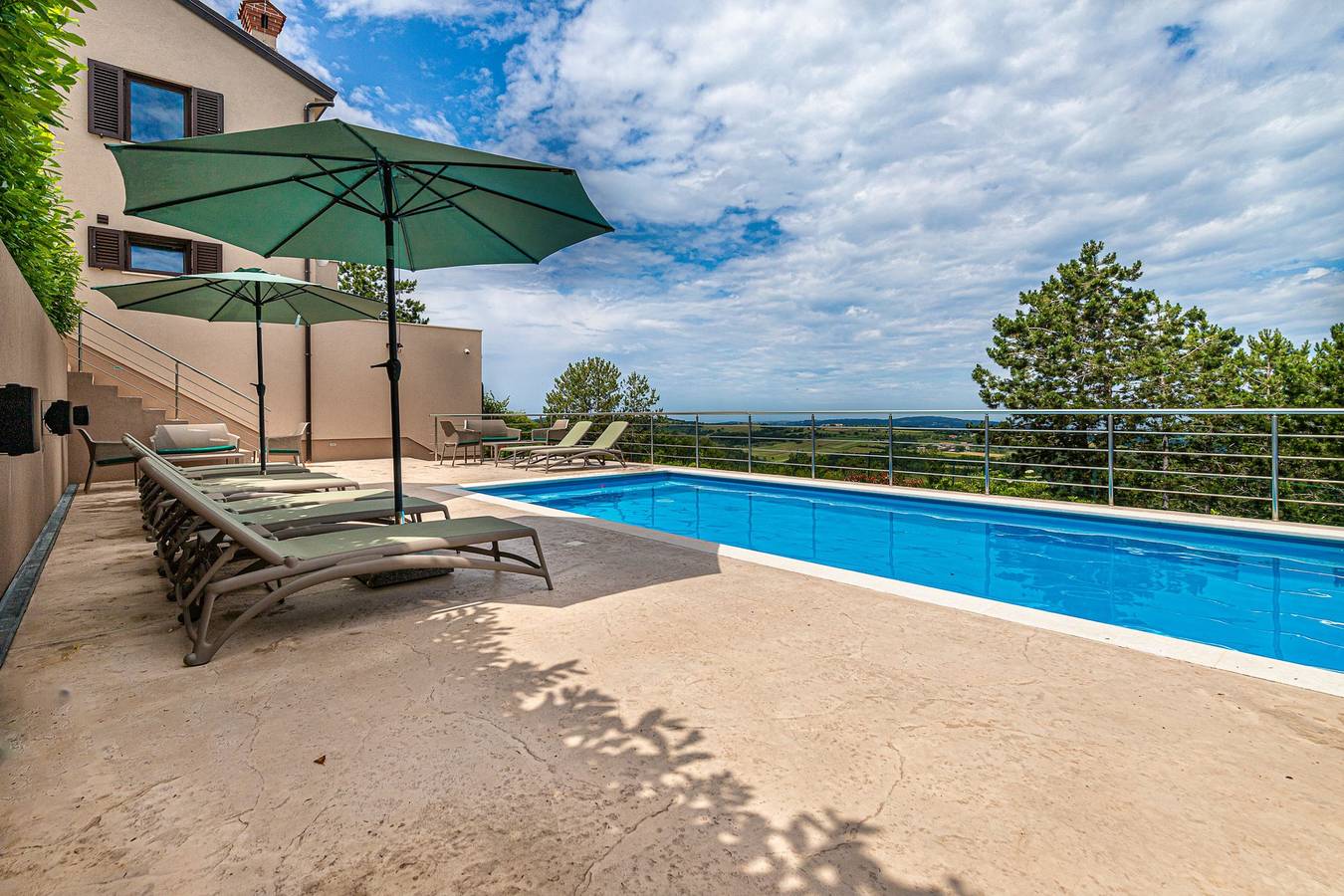 Luxury Pool Villa Gradin in Koper, Istria Eslovena