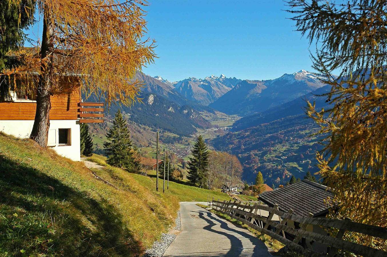 Ferienhaus Larix - 4.5 Zimmerhaus in Rätikon mountain range, Luzein