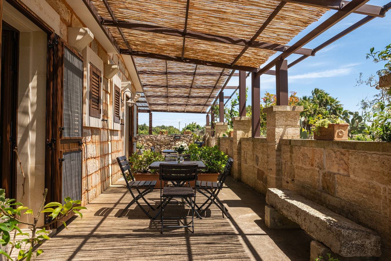 Camera 'Sole' con Terrazza Privata, Wi-Fi e Aria Condizionata in Santa Cesarea Terme, Provincia di Lecce