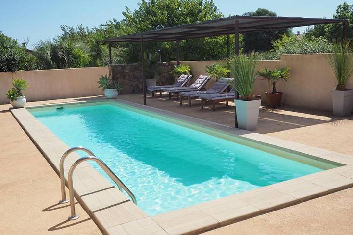 Villa pour 6 personnes, avec Terrasse et Jardin ainsi que Piscine et Vue