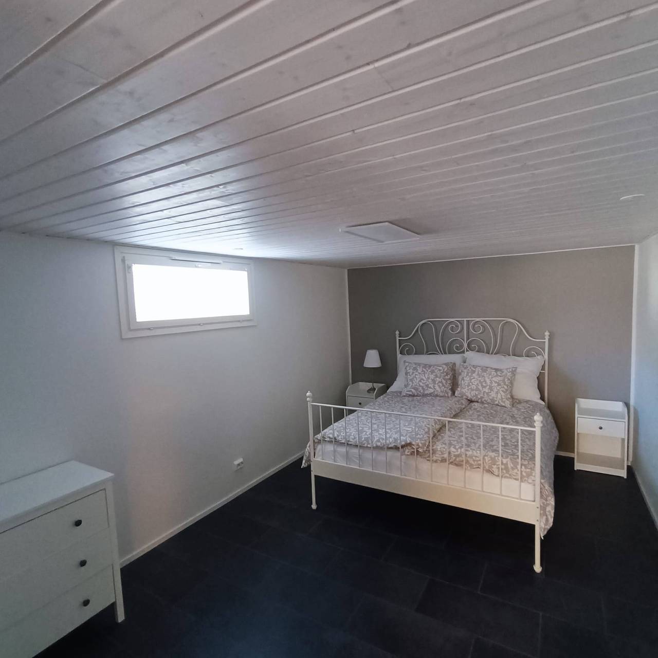 Ganze Wohnung, Großzügiges Luxusapartment in Eigentliche Häme