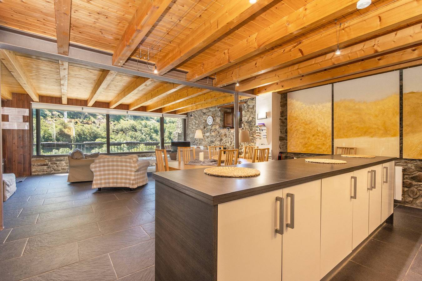 Casa rural 'Casa Guillem 3' con vistas al lago, Wi-Fi y aire acondicionado in Tavascan, Lladorre