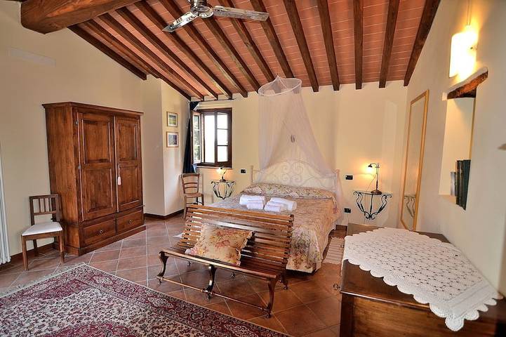 Spezial Prive !! Exklusive Villa mit Pool in der Nähe von San Gimignano + Kostenloser WIFI in Poggibonsi, Siena Provinz