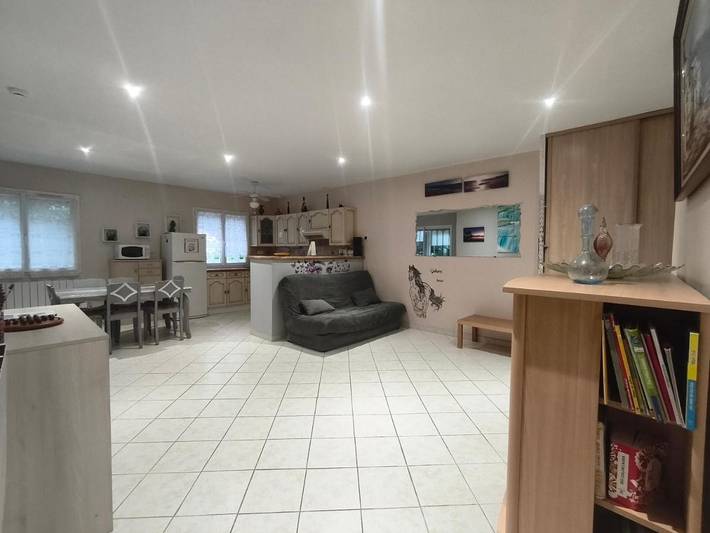 Location de vacances pour 7 personnes, avec vue et jardin, adapté aux familles à Caussade - 4