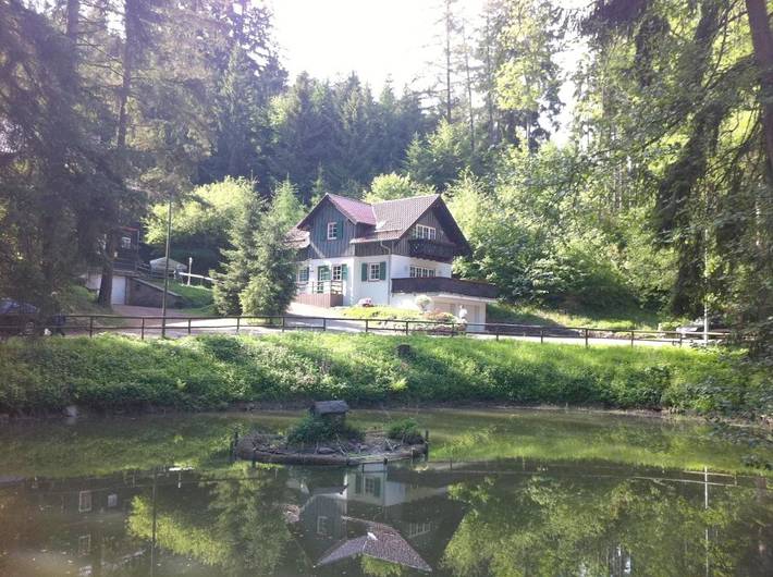 Ferienwohnung für 3 Personen, mit Terrasse und Sauna sowie Ausblick in Schmalkalden