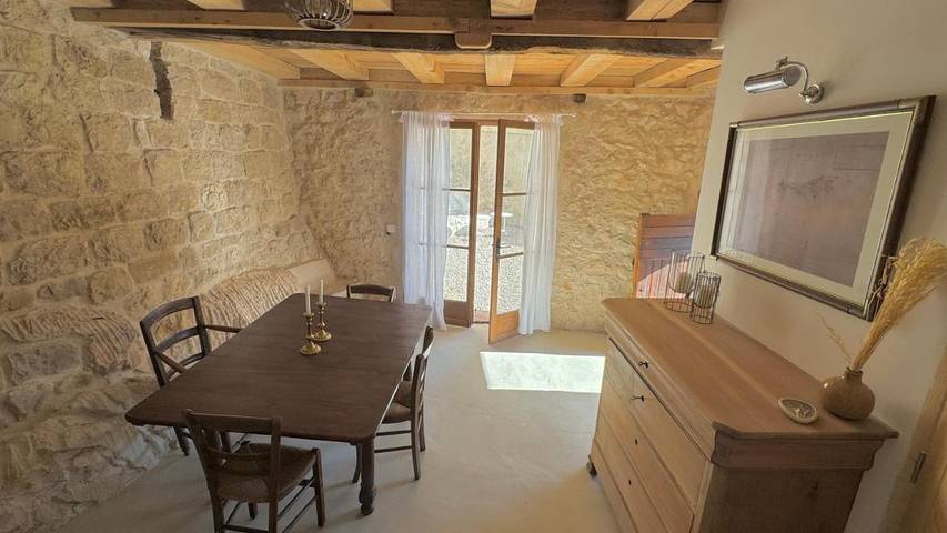 Location de vacances pour 4 personnes, avec piscine ainsi que jardin et vue à Mons (Var) - 3