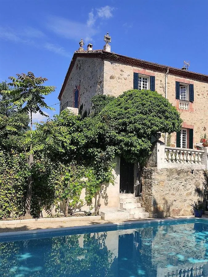 Casa de vacaciones para 6 personas, con piscina además de terraza y jardín - 1