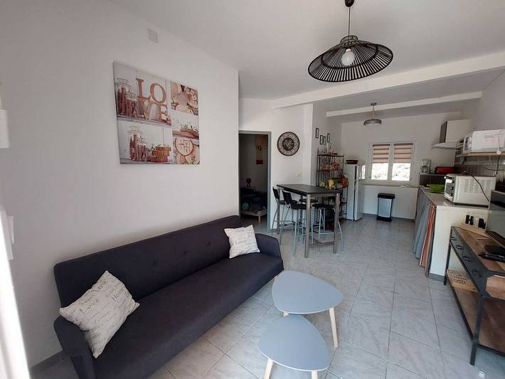 Gîte pour 4 personnes, avec jardin et piscine à Villesèque-des-Corbières - 4