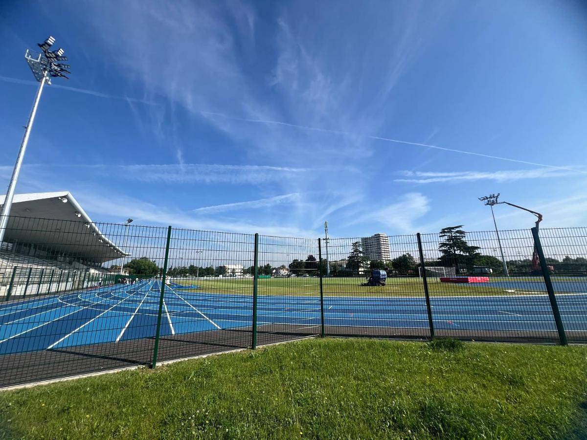 Appartement entier, One-Bedroom Apartment in Viry-Châtillon, Essonne