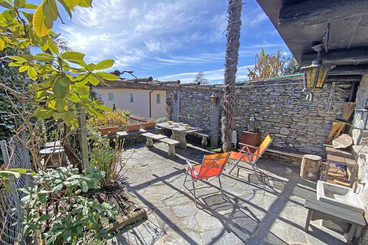 Ferienhaus für 2 Personen, mit Seeblick und Garten sowie Balkon im Tessin - 3