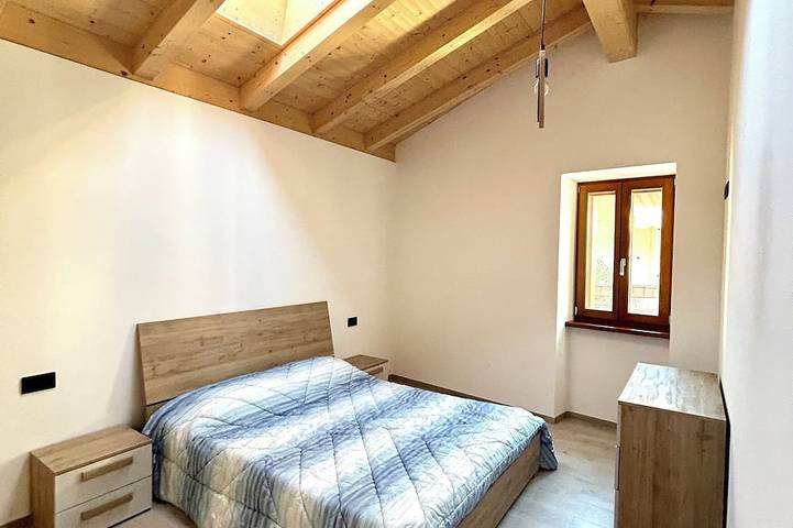 Ganze Wohnung, Apartment at the foot of the Castle and near Lake Garda in Sabbionara, Avio