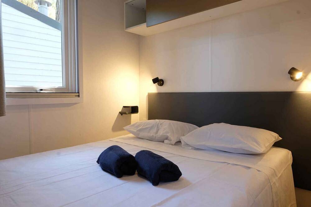 Mobilehome mit Klimaanlage, Terrasse und Pool in Torre di Bari, Ogliastra Provinz