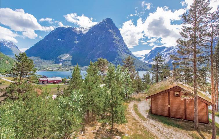 Ferienhaus für 7 Personen, mit Terrasse und Sauna in Stryn - 2