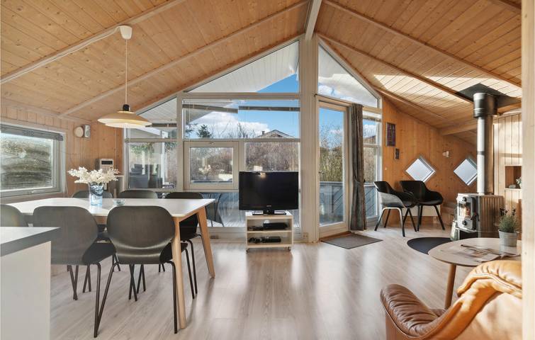 Ferienhaus für 8 Personen, mit Sauna und Whirlpool sowie Terrasse in Pøt Strandby - 4