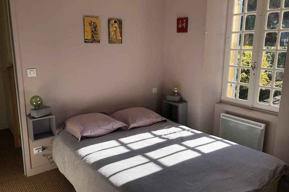 Valley of the Five Castles, Charming Residence from 1851, renovated like new. in Vitrac, Périgord Noir