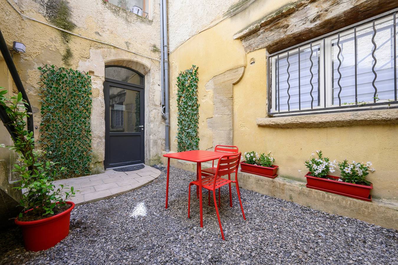 Geheel appartement, L’Oustau dolï - Le patio in Pernes-les-Fontaines, Parc naturel régional du Mont-Ventoux