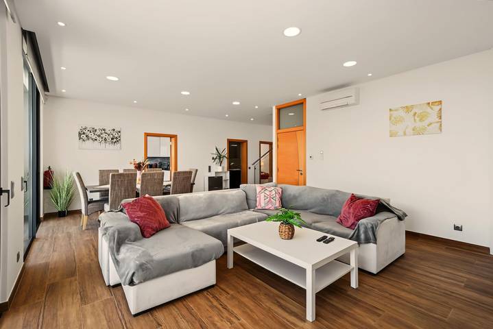 Villa für 8 Personen, mit Balkon und Whirlpool sowie Garten und Kinderpool in Portugal - 4
