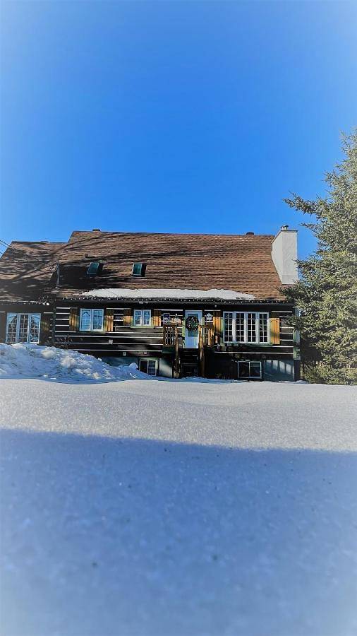 Chambre d’hôte pour 2 personnes, avec jacuzzi et jardin dans Mont-Tremblant